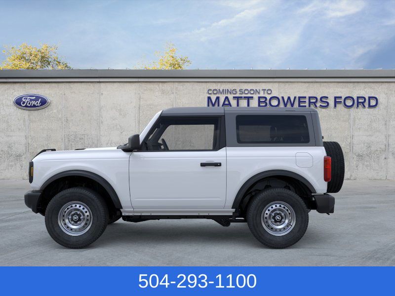 2025 Ford Bronco Base photo 2