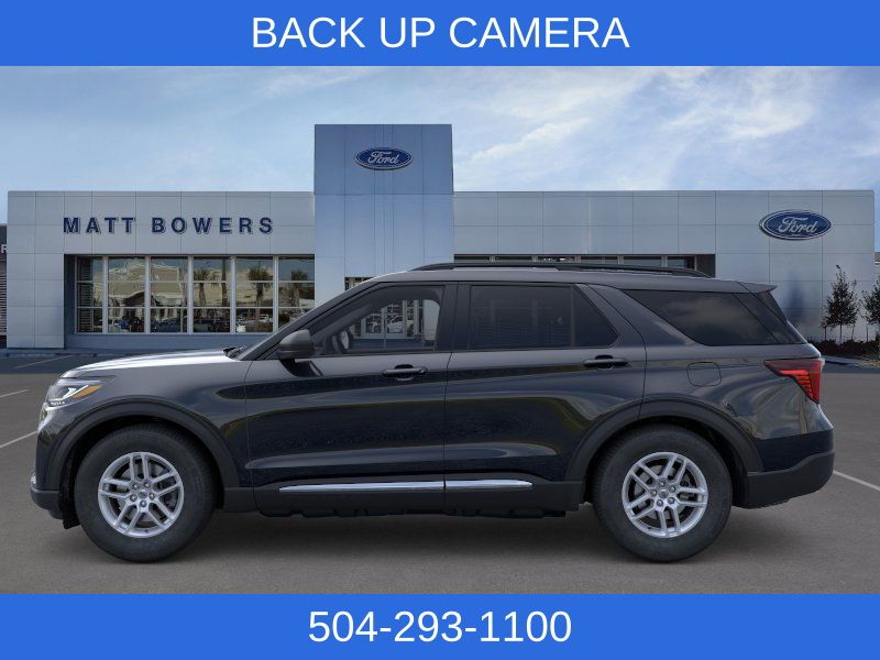 2025 Ford Explorer photo 2