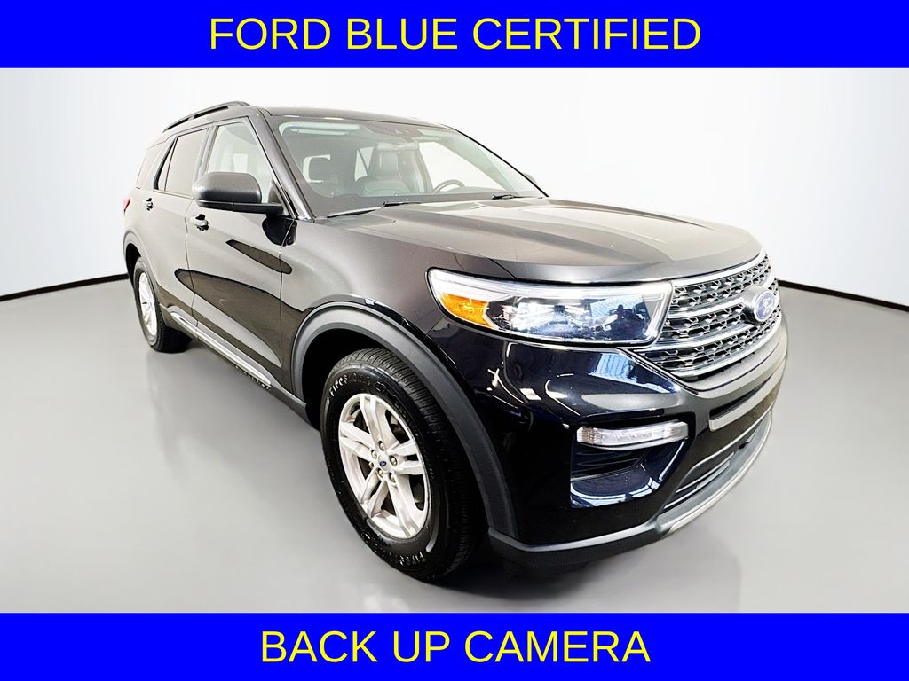 2023 Ford Explorer XLT photo 3