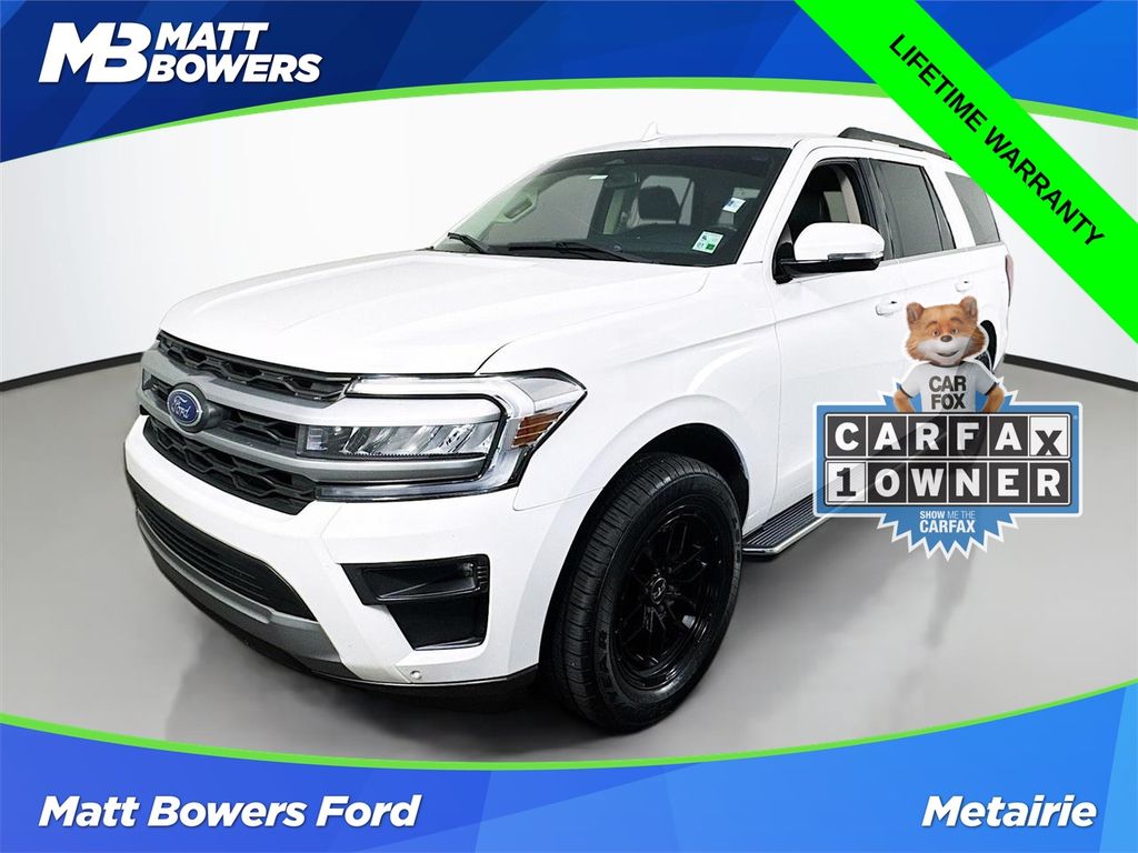 2022 Ford Expedition XLT's photo