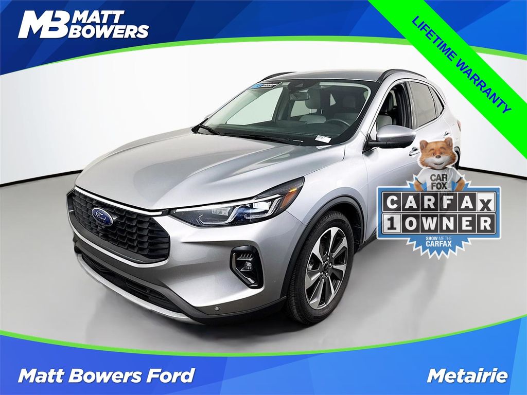 2023 Ford Escape Platinum FWD Hybrid's photo