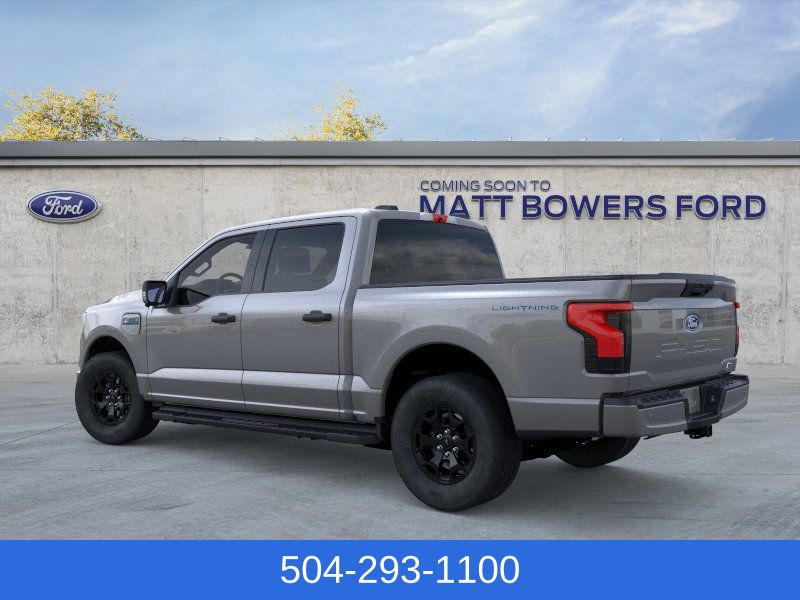 2025 Ford F-150 Lightning XLT photo 3