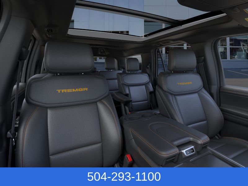 2025 Ford Expedition Tremor - Photo 12