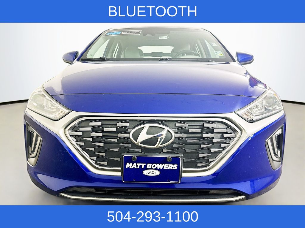 2020 Hyundai Ioniq SE photo 2
