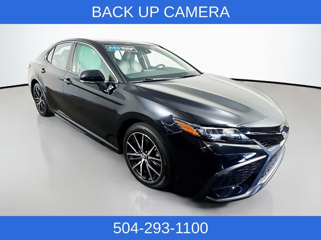 Used 2023 Toyota Camry SE Sedan