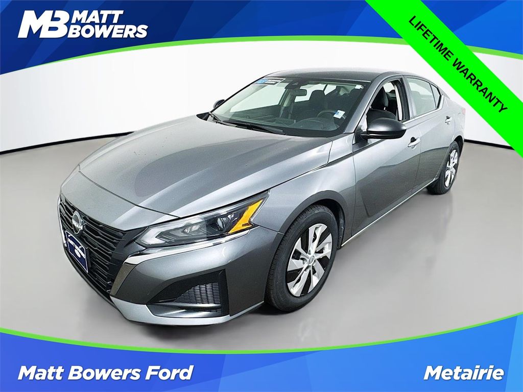 2024 Nissan Altima Sedan  2024 Nissan Altima Sedan