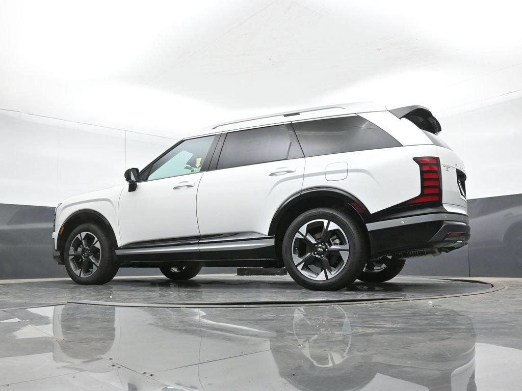 2026 Hyundai Palisade Limited - Photo 11