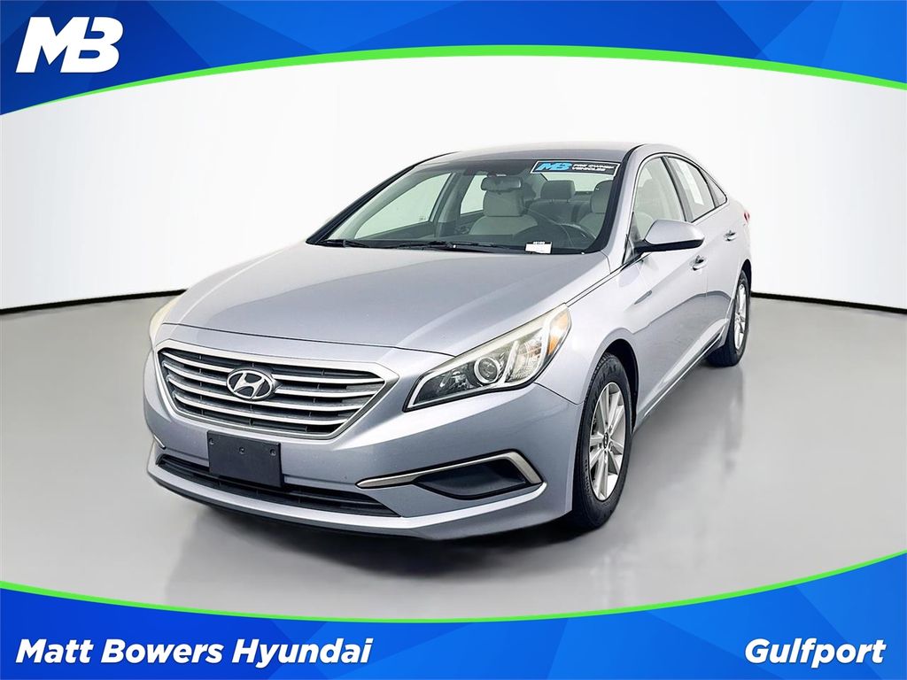 2017 Hyundai Sonata SE's photo