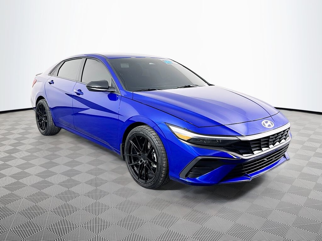 Certified 2025 Hyundai Elantra SEL Sport Sedan