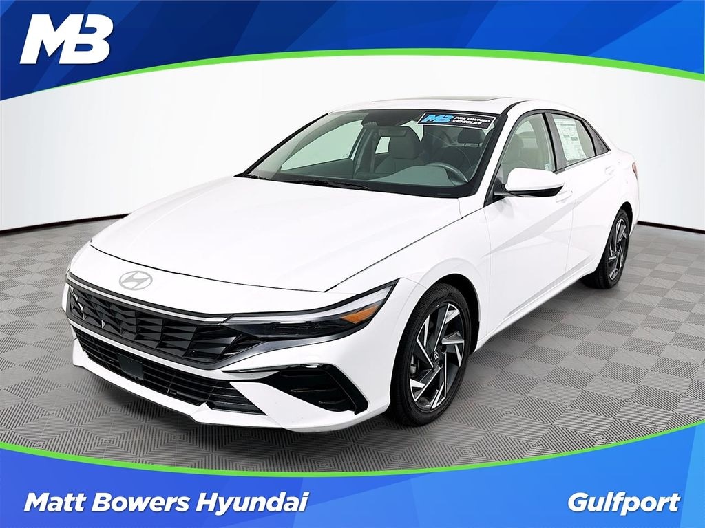 Certified 2025 Hyundai Elantra SEL Convenience Sedan
