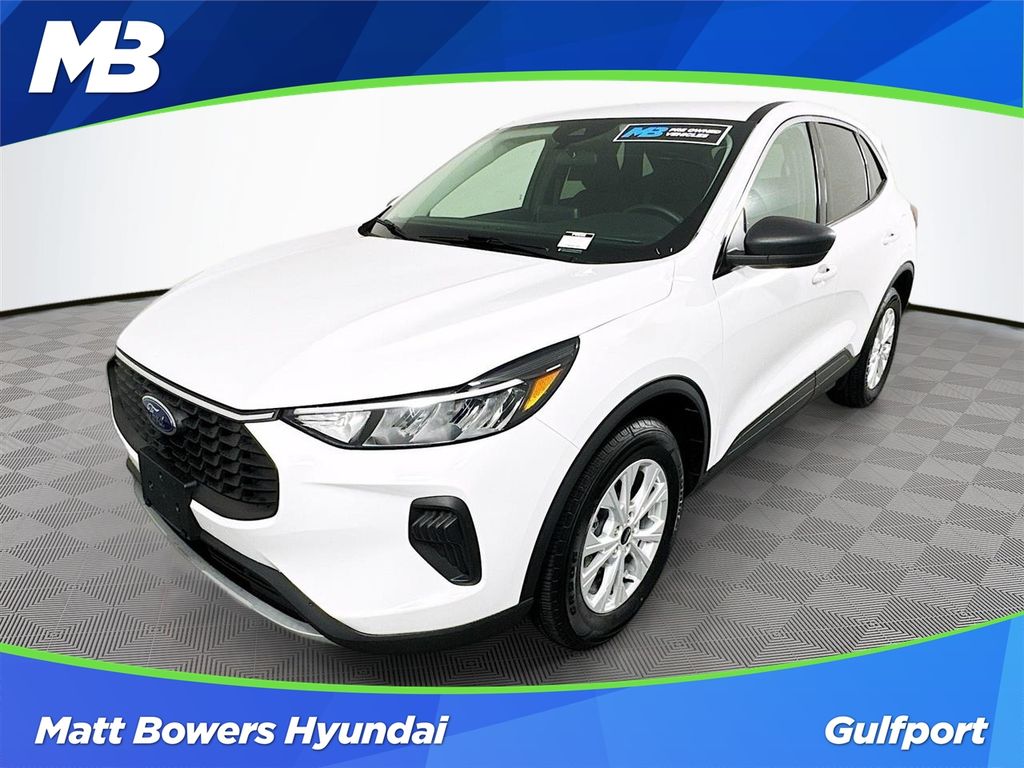 2023 Ford Escape