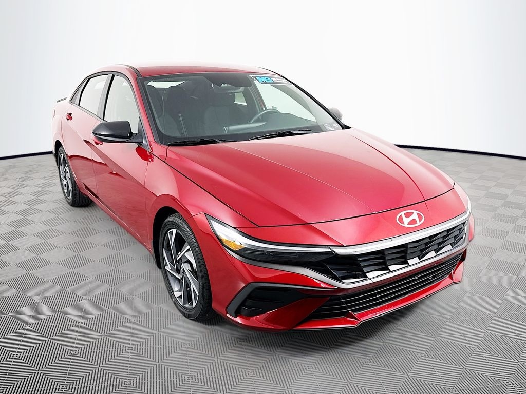 Certified 2025 Hyundai Elantra SEL Sport Sedan