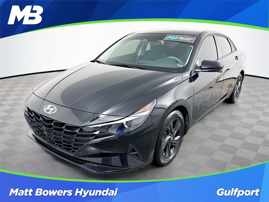 2023 Hyundai Elantra SEL's photo