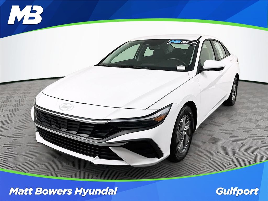 2025 Hyundai Elantra Sedan 