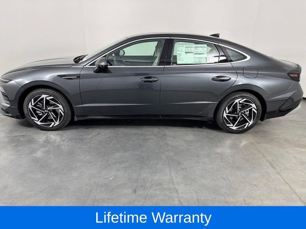 New 2026 Hyundai Sonata SEL Sport Sedan