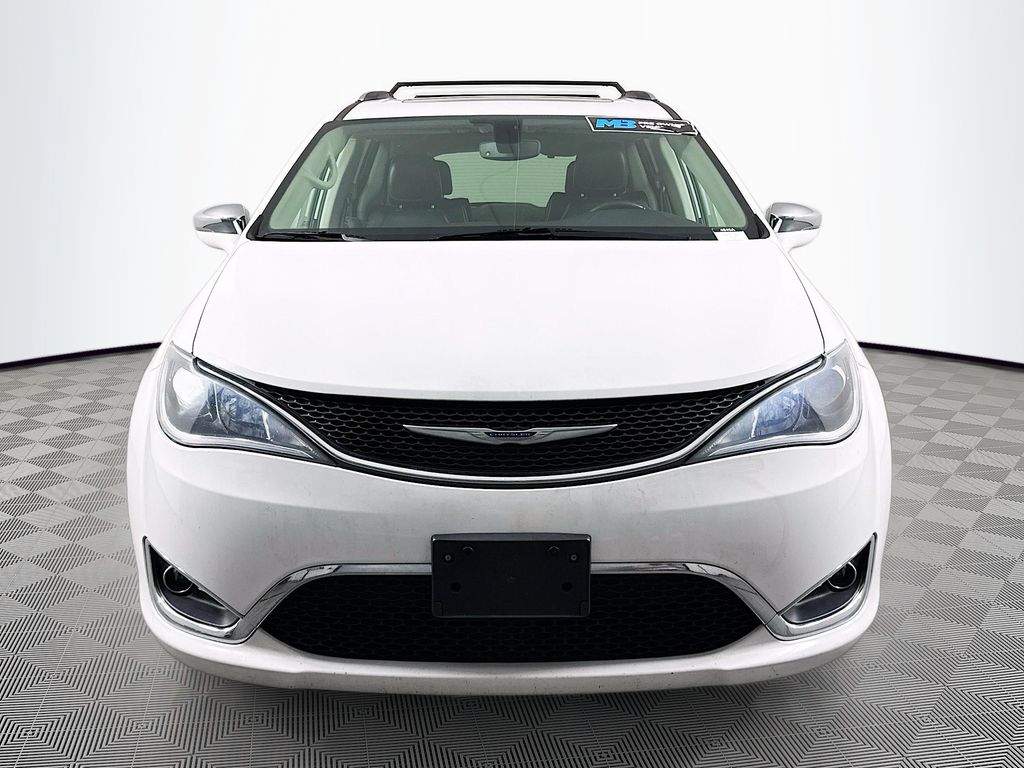 Used 2020 Chrysler Pacifica Limited with VIN 2C4RC1GG3LR182746 for sale in Gulfport, MS