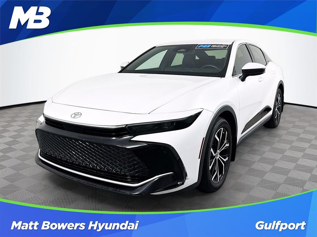 2023 Toyota Crown XLE