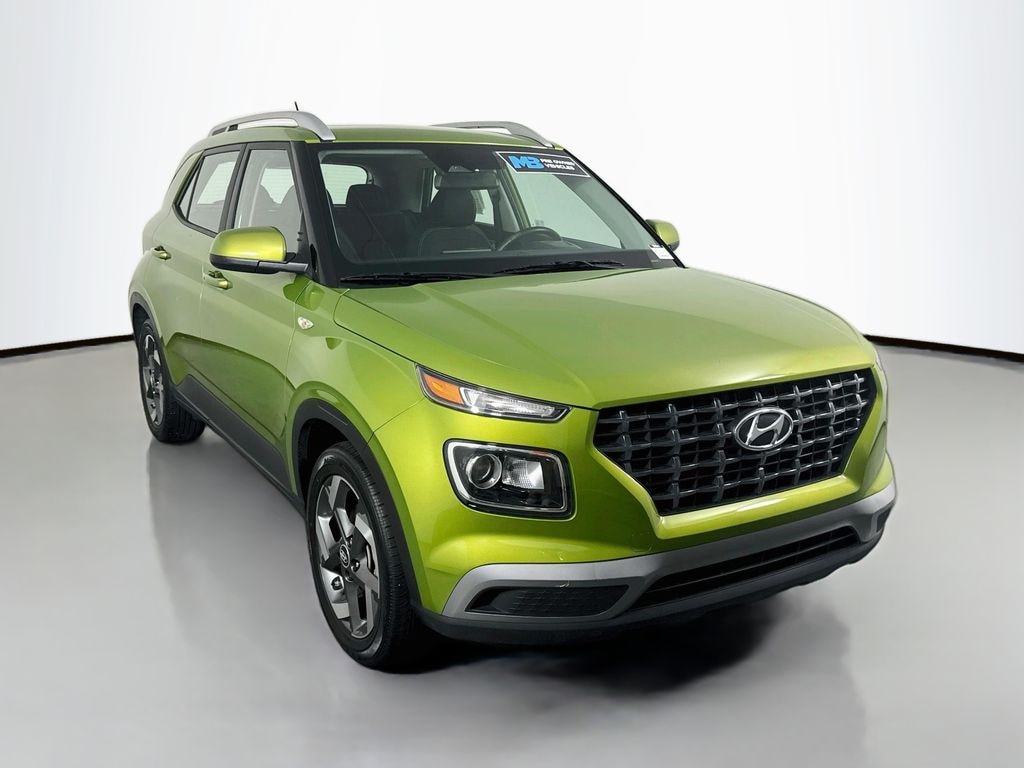 Used 2024 Hyundai Venue SEL SUV