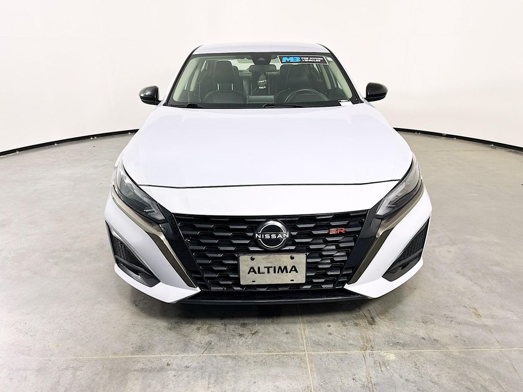 Used 2023 Nissan Altima SR with VIN 1N4BL4CV1PN425390 for sale in Gulfport, MS