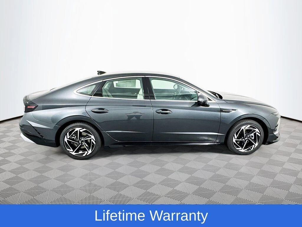 New 2026 Hyundai Sonata SEL Sport Sedan