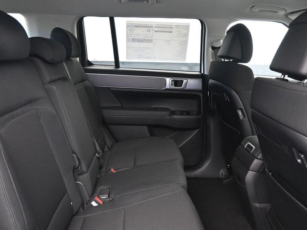 2026 Hyundai Santa Fe SE - Photo 12