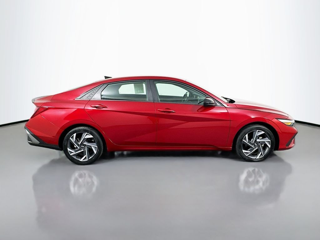 Used 2025 Hyundai Elantra SEL Sport Sedan