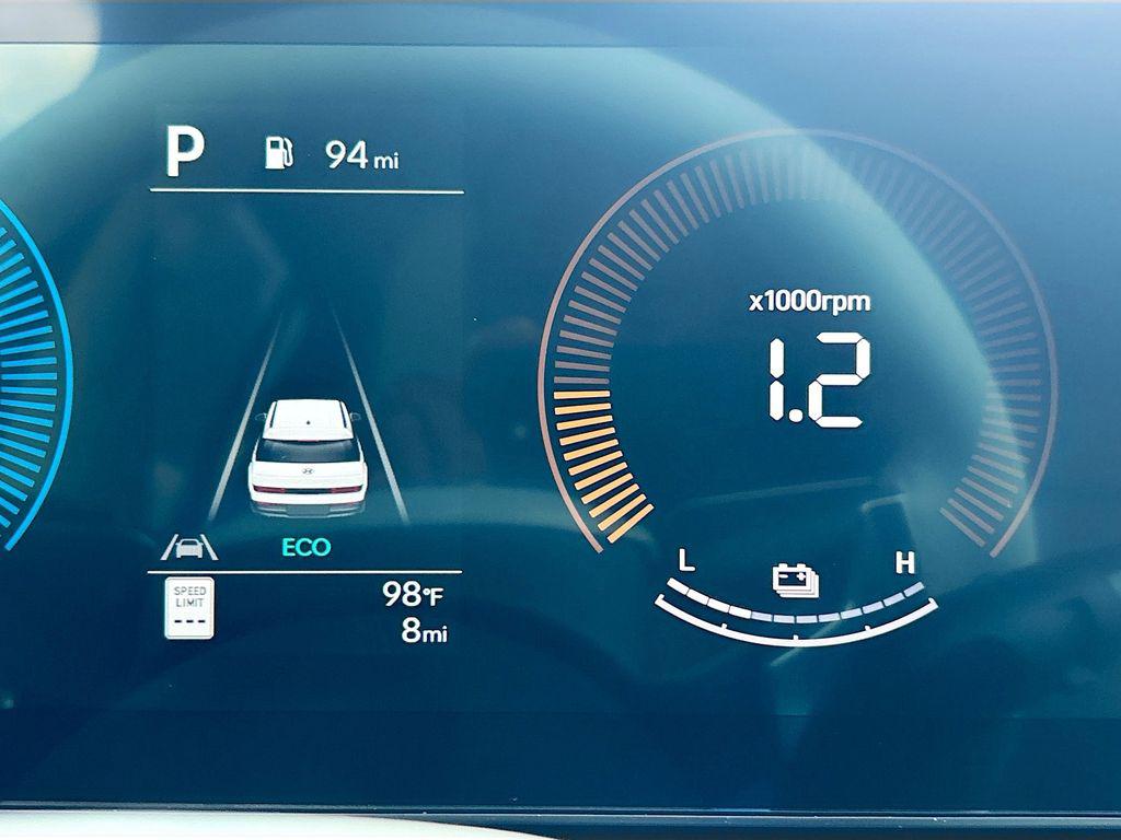 2026 Hyundai Santa Fe SE - Photo 13