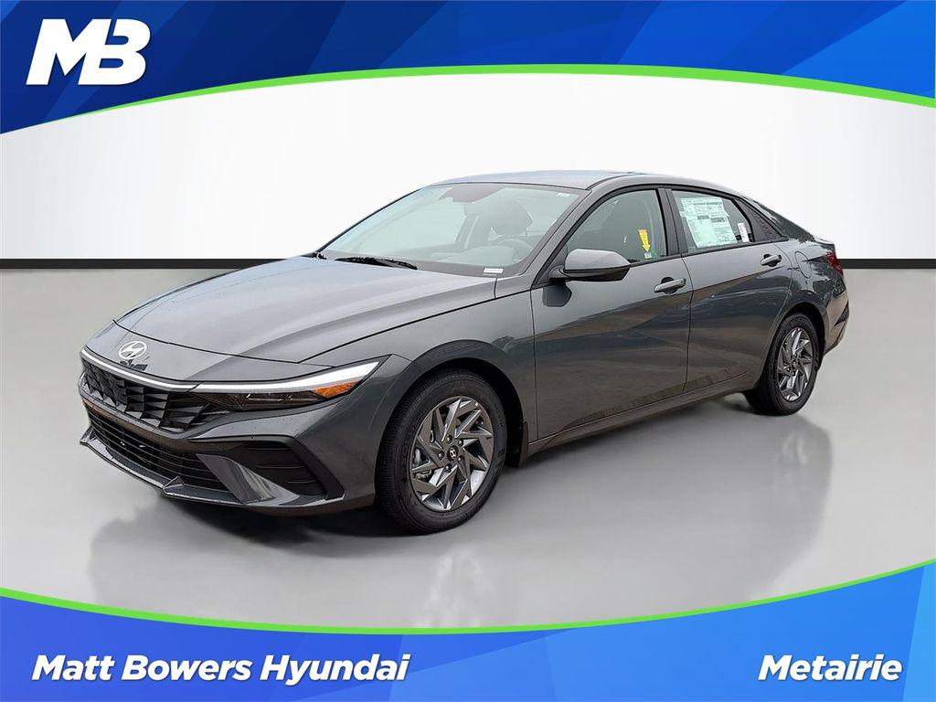 2025 Hyundai Elantra Hybrid Sedan 