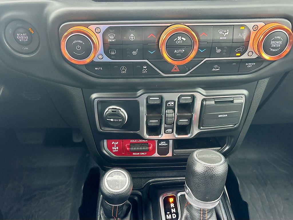 2023 Jeep Gladiator Mojave - Photo 16