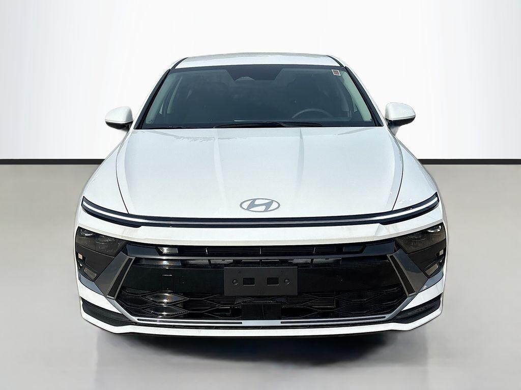 New 2025 Hyundai Sonata SE Sedan