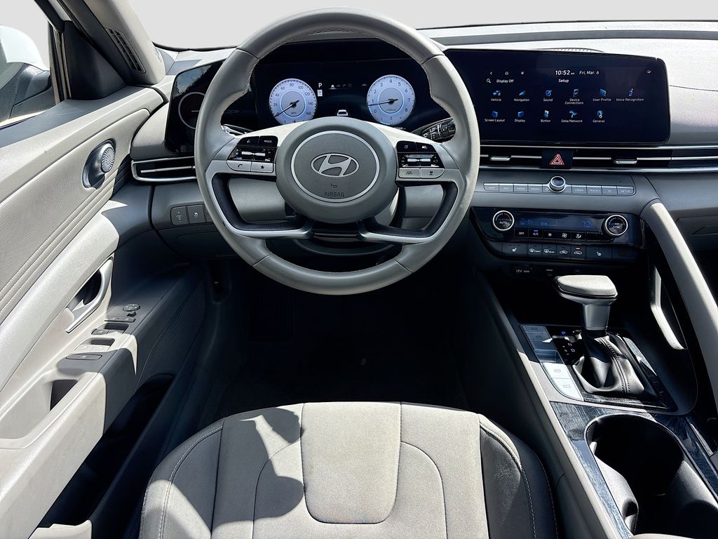2025 Hyundai Elantra SEL - Photo 23