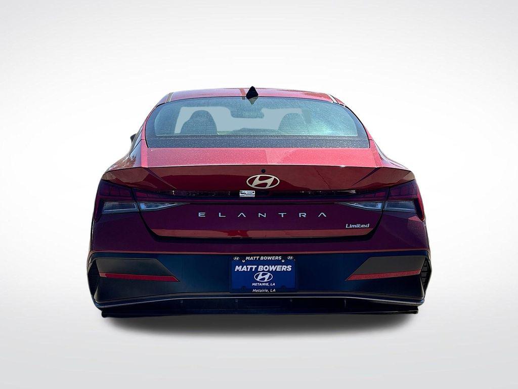 2025 Hyundai Elantra Limited - Photo 7