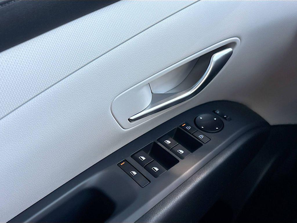 2026 Hyundai Tucson SEL - Photo 17