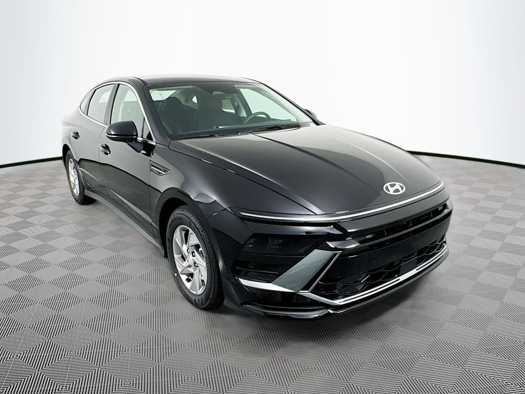 New 2026 Hyundai Sonata SE Sedan