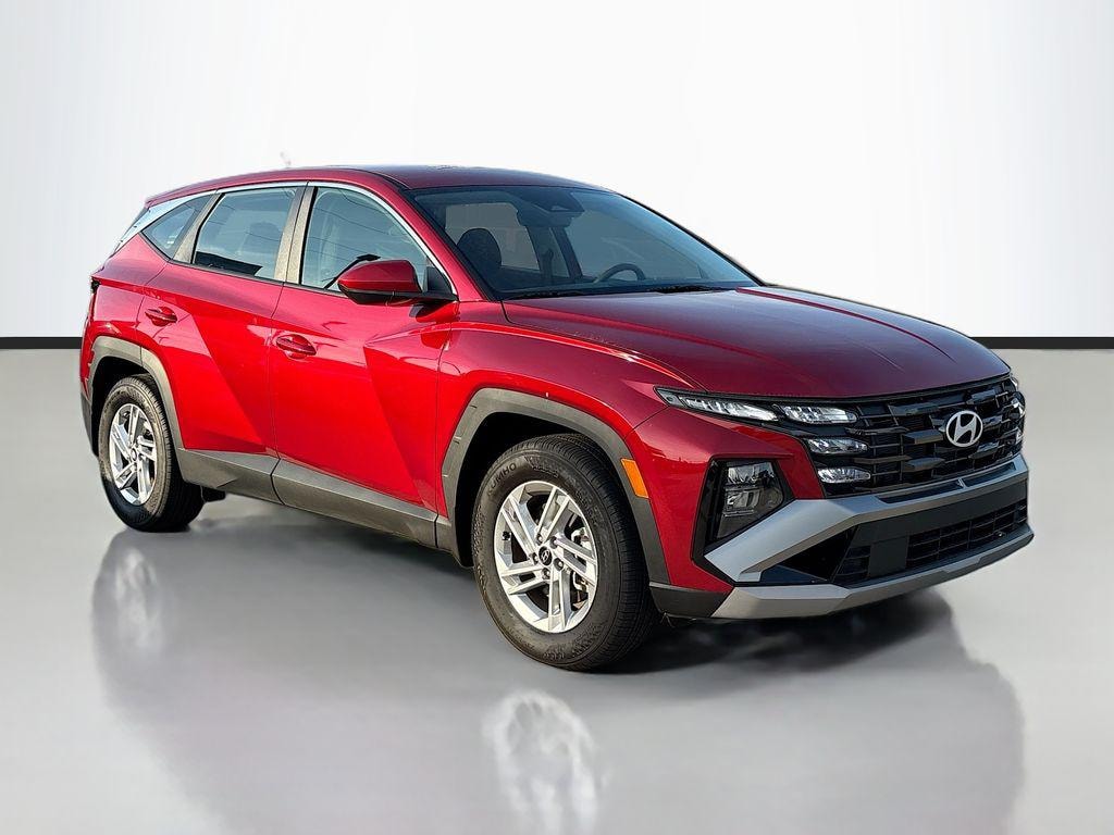 New 2025 Hyundai Tucson SE FWD SUV