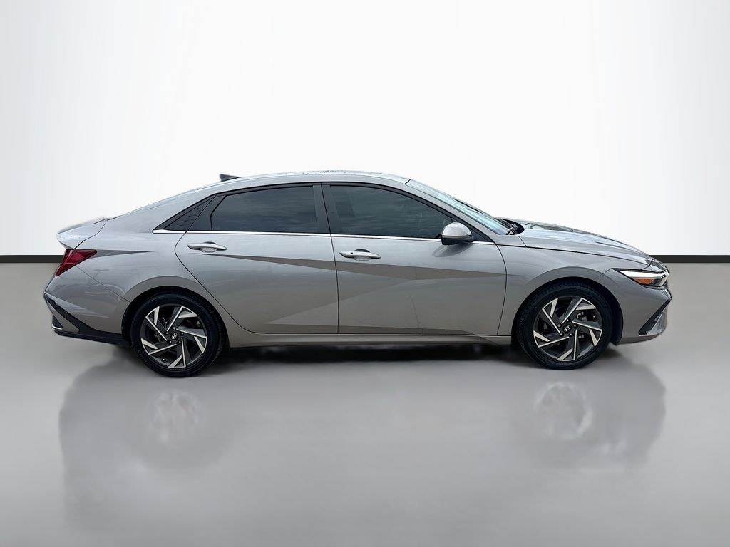 Used 2024 Hyundai Elantra SEL Sedan