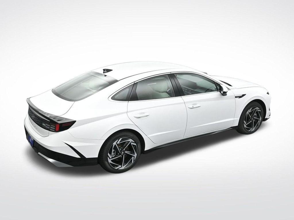2026 Hyundai Sonata SEL - Photo 22