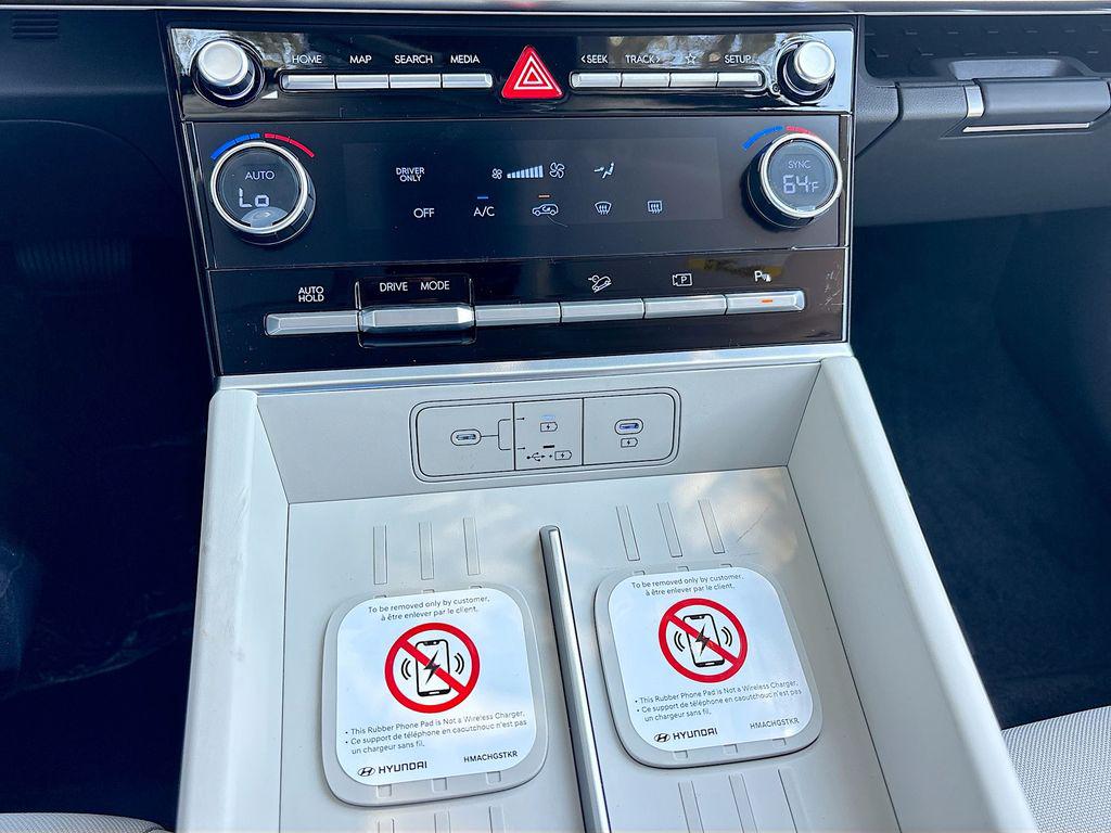 2026 Hyundai Santa Fe SE - Photo 16