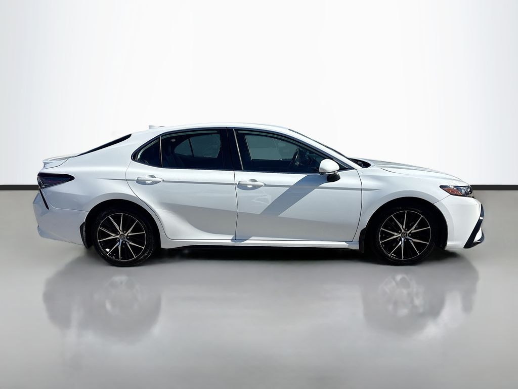Used 2023 Toyota Camry SE Sedan
