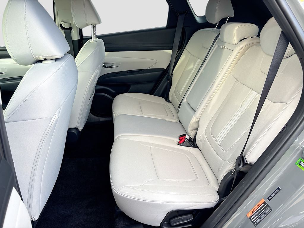 2025 Hyundai Tucson SEL - Photo 23