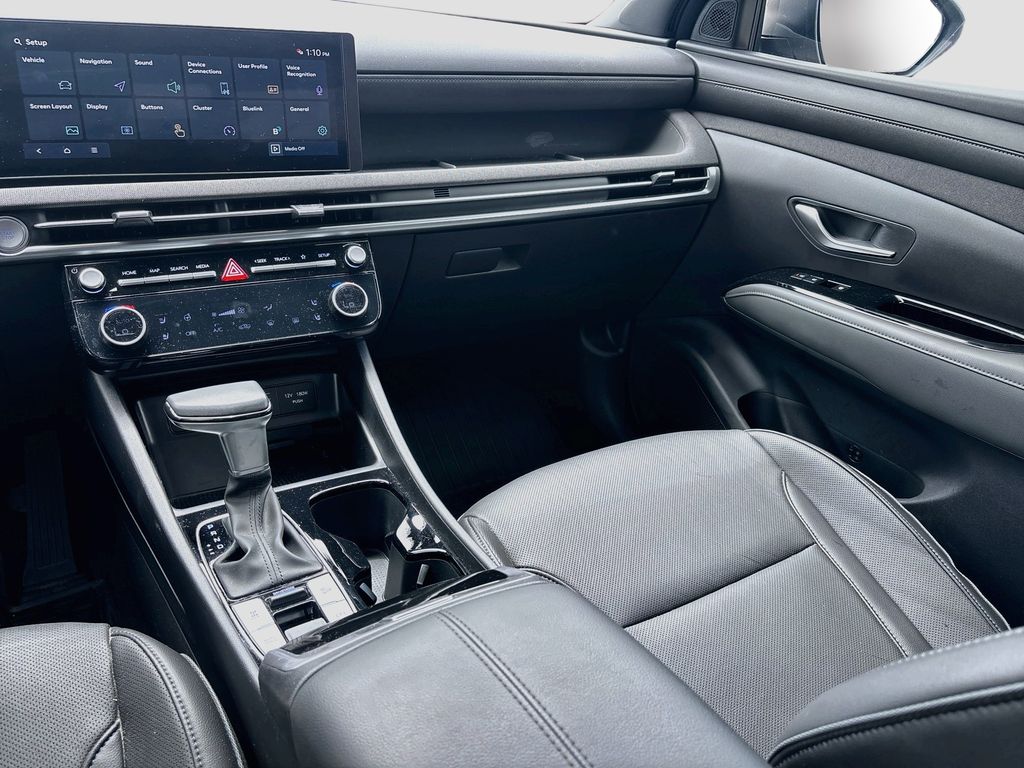 2025 Hyundai Santa Cruz Limited - Photo 25