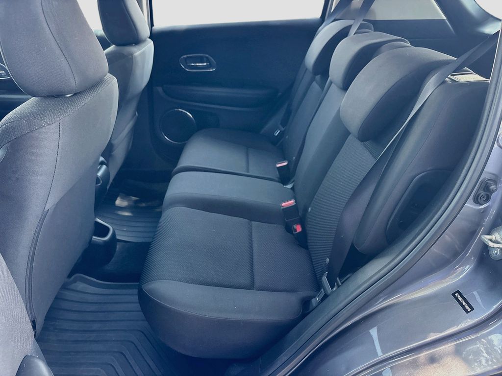 2017 Honda HR-V EX - Photo 24