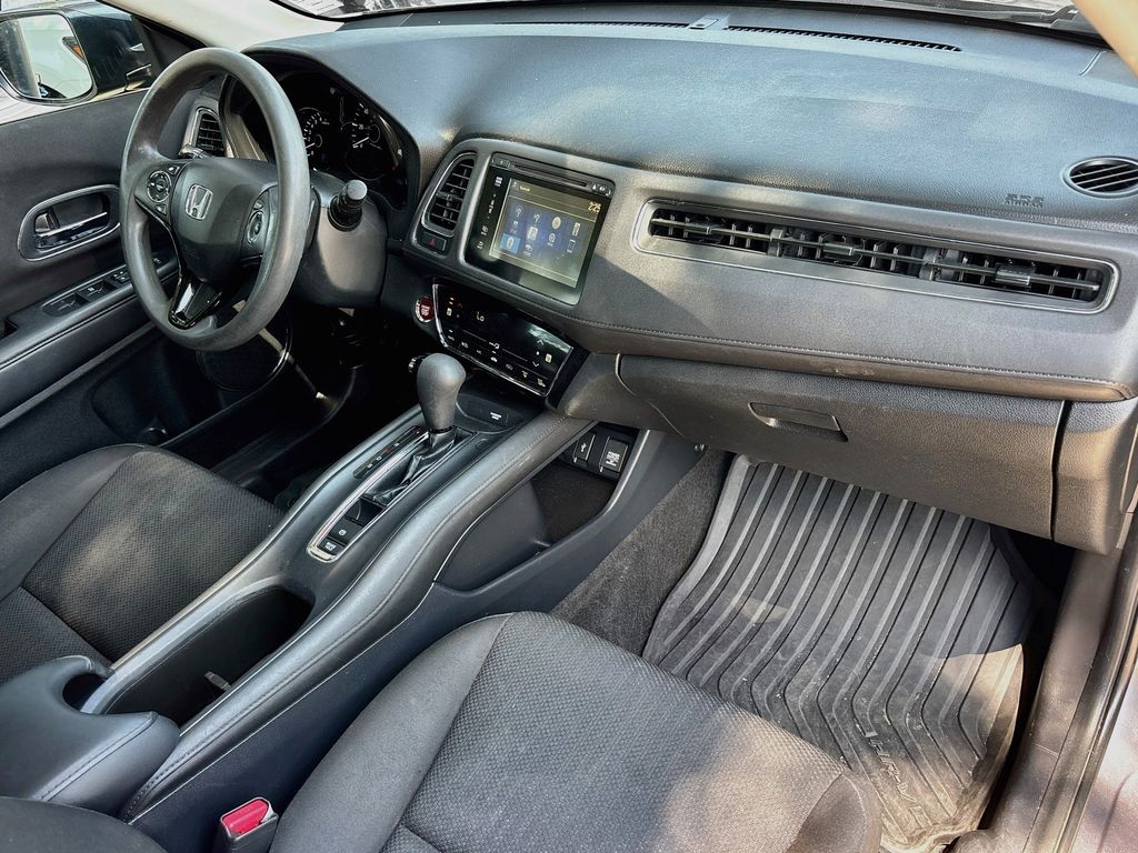 2017 Honda HR-V EX - Photo 29