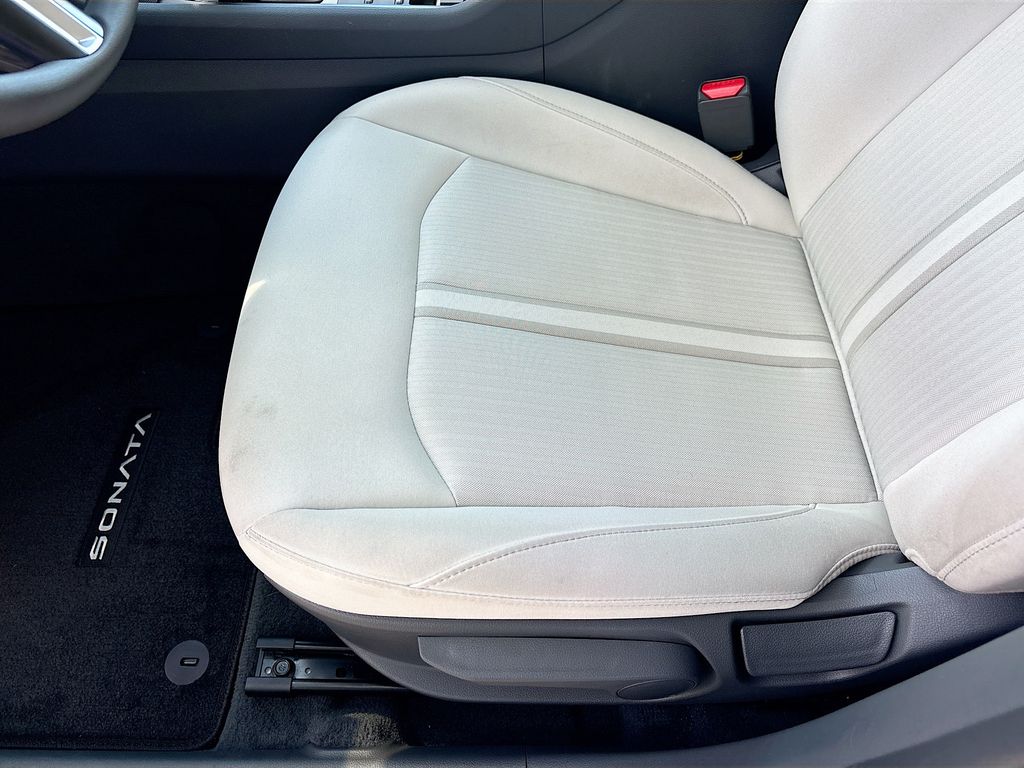 2026 Hyundai Sonata SE - Photo 18