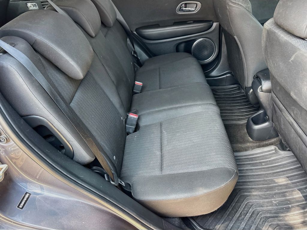 2017 Honda HR-V EX - Photo 27