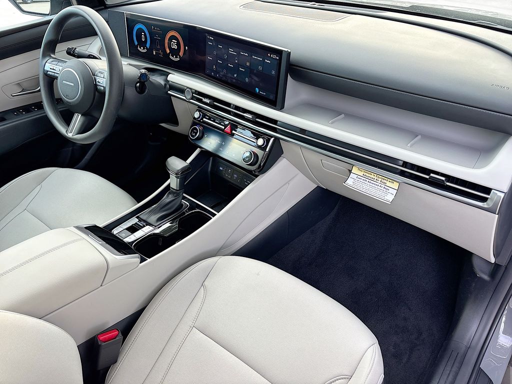 2025 Hyundai Tucson SEL - Photo 28