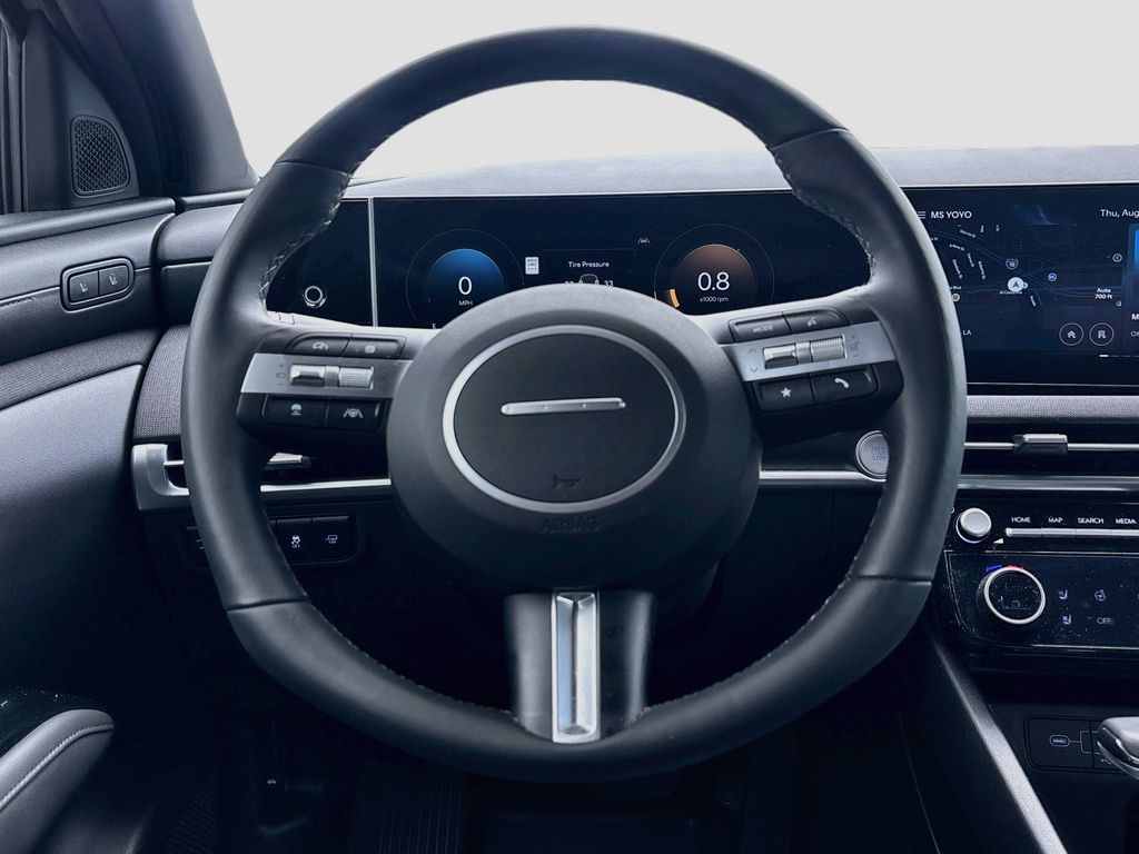 2025 Hyundai Santa Cruz Limited - Photo 11