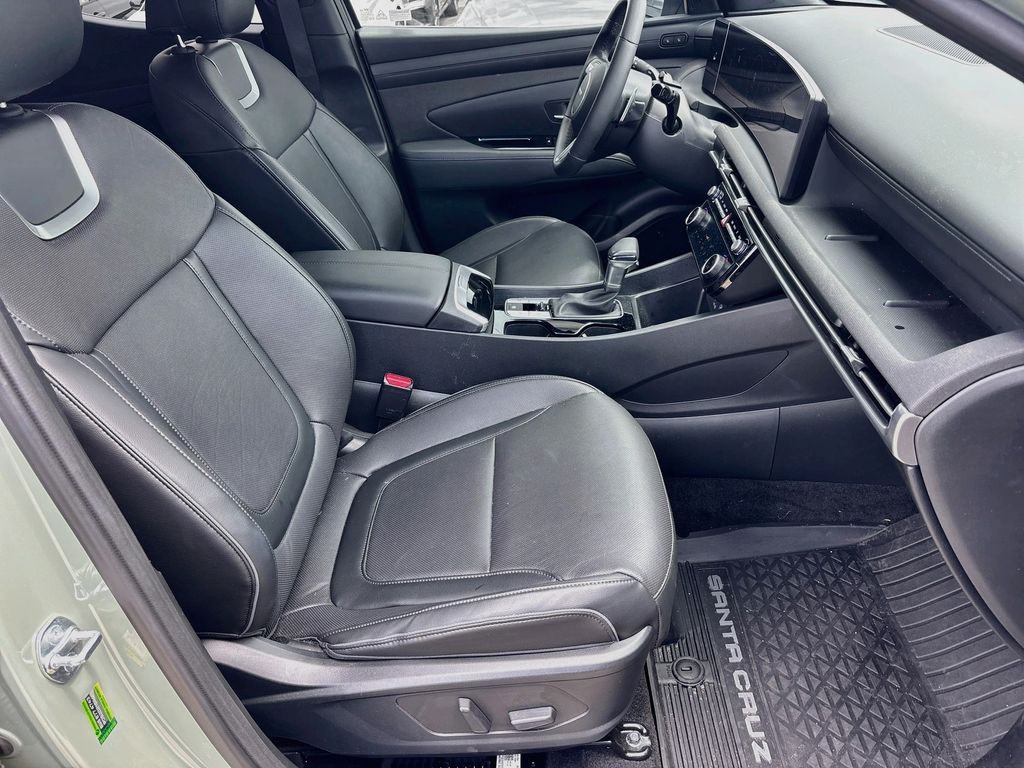 2025 Hyundai Santa Cruz Limited - Photo 30