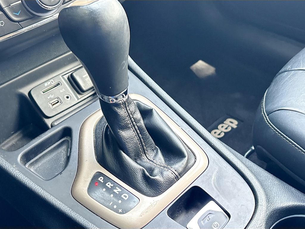2015 Jeep Cherokee Limited - Photo 16