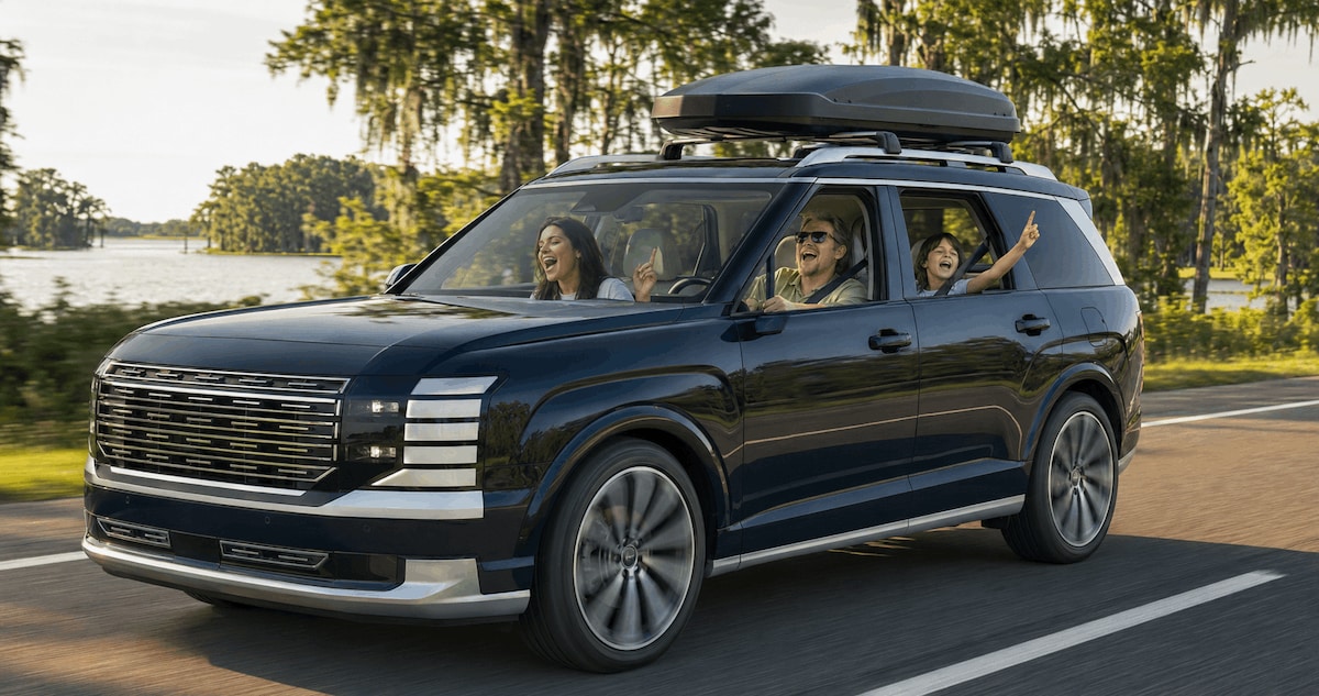 Family enjoying a road trip together in a Hyundai Palisade Hybrid
